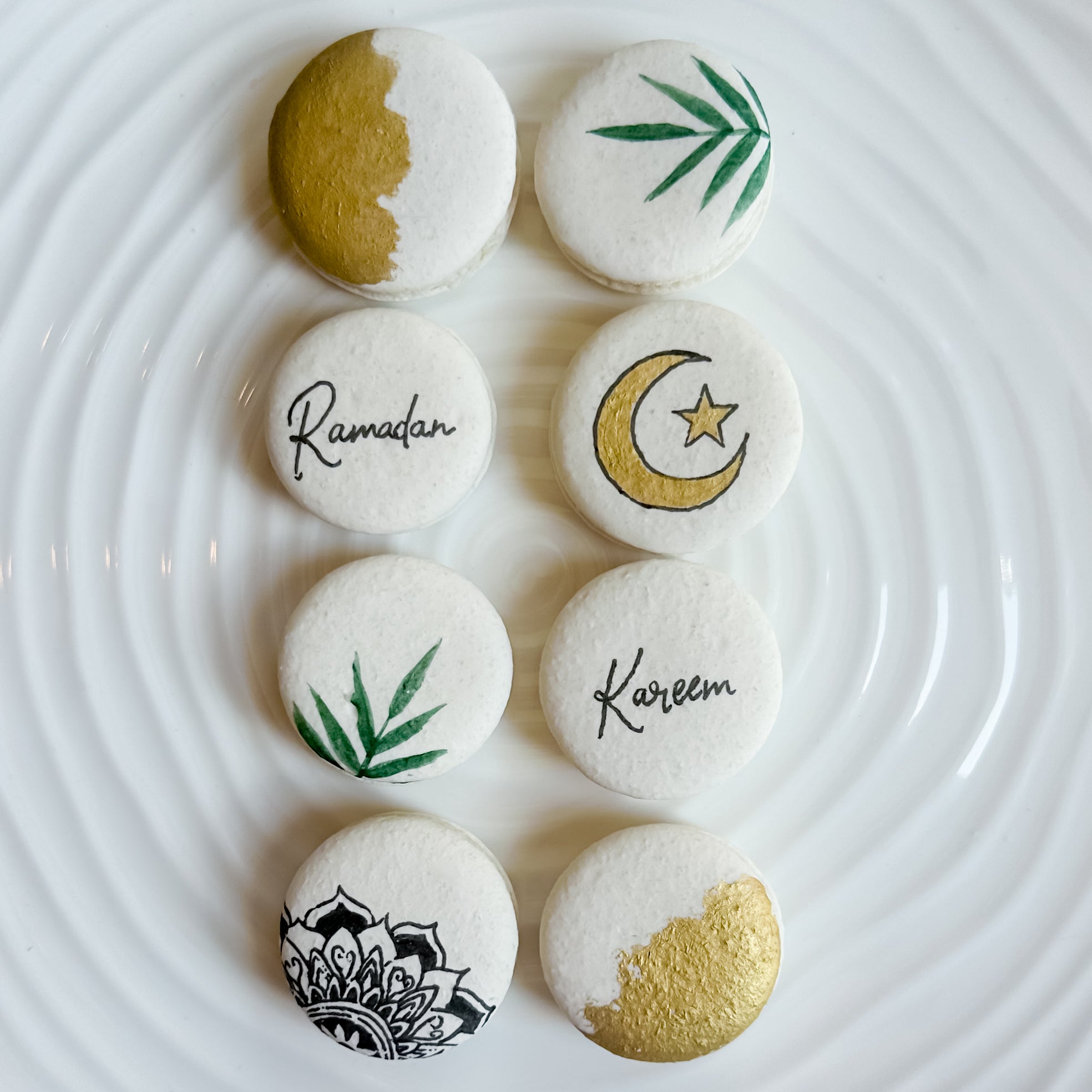 RAMADAN | Leaf Painted Macarons