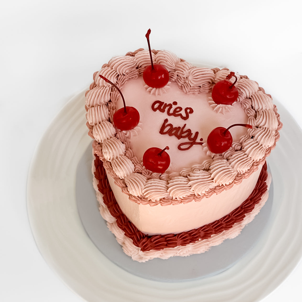 Regal Heart Predesigned Cake