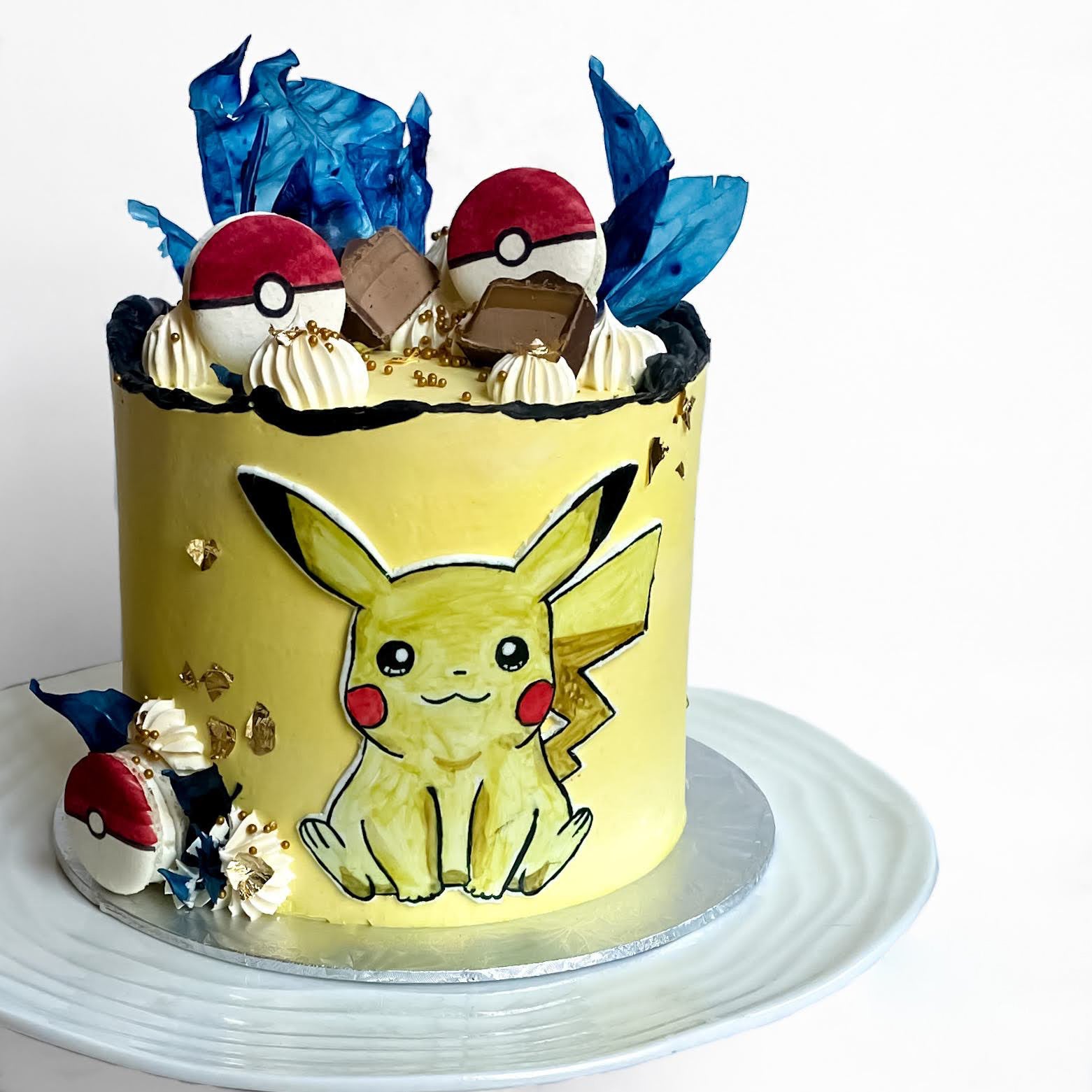 Pokemon Pikachu Cake