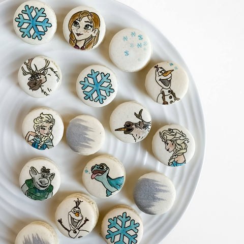 Disney's Frozen Elsa and Ana macarons